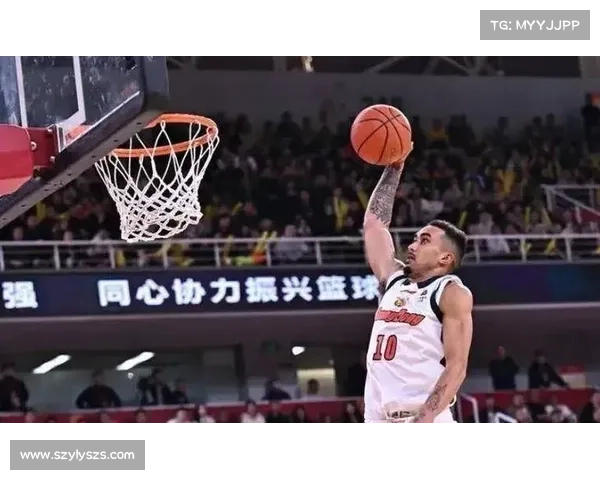 广厦与四川激烈对决精彩瞬间回顾，扣人心弦的篮球盛宴